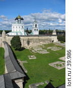 Псков. Довмонтов город и кремль (2005 год). Редакционное фото, фотограф Марина Грибок / Фотобанк Лори