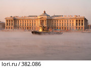Ледокол на Неве. Стоковое фото, фотограф Георгий Солодко / Фотобанк Лори
