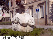 Памятник трюфелю. Хорватия. (2008 год). Редакционное фото, фотограф Pukhov K / Фотобанк Лори