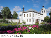 Киров. Вятка. Настоятельский корпус Успенского Трифонова монастыря (2008 год). Стоковое фото, фотограф Ольга Визави / Фотобанк Лори