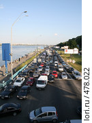 Автомобильная пробка (2008 год). Редакционное фото, фотограф Никончук Алексей / Фотобанк Лори