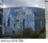 Париж. Небоскребы в районе Дефанс (2007 год). Редакционное фото, фотограф Ирина Борсученко / Фотобанк Лори