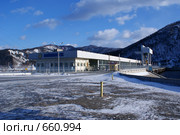 Здание Майнской ГЭС (2009 год). Редакционное фото, фотограф Игорь Боголюбов / Фотобанк Лори