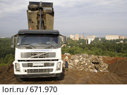 Самосвал (2006 год). Редакционное фото, фотограф Дмитрий Неумоин / Фотобанк Лори