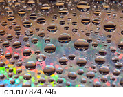 Капли воды на блестящем фоне. Стоковое фото, фотограф Александр Fanfo / Фотобанк Лори