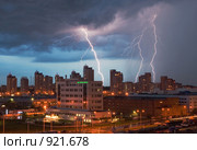 Гроза над Химками (2009 год). Редакционное фото, фотограф Журавлев Андрей / Фотобанк Лори