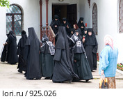 Псков. Снетогорский монастырь. Праздник Вознесения Господня (2009 год). Редакционное фото, фотограф Михаил Котов / Фотобанк Лори