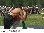 Борьба курэш, праздник сабантуй (2009 год). Редакционное фото, фотограф Талдыкин Юрий / Фотобанк Лори