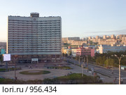 Мурманск. Полночь полярного дня (2009 год). Редакционное фото, фотограф Вячеслав Беляев / Фотобанк Лори