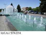 Новочеркасск, Фонтан на площади Платова (2008 год). Редакционное фото, фотограф Александр Тихонов / Фотобанк Лори