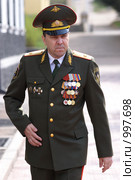 Генерал. 9 мая , чествование ветеранов ВОВ,  Площадь Советов, Улан-Удэ (2009 год). Редакционное фото, фотограф Александр Подшивалов / Фотобанк Лори
