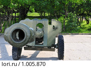 100 мм полевая пушка (БС-3) образца 1943 года в парке Победы в городе Кинешма (2009 год). Редакционное фото, фотограф Ульянов Александр Михайлович / Фотобанк Лори