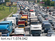Пробка на дороге (2009 год). Редакционное фото, фотограф Соловьев Владимир Александрович / Фотобанк Лори