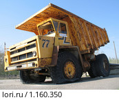 Ржавый белаз (2008 год). Редакционное фото, фотограф Maris Terauds / Фотобанк Лори