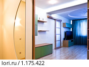 Прихожая с зеркалом. Стоковое фото, фотограф babenkodenis / Фотобанк Лори