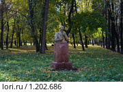 Памятник русскому изобретателю Кулибину. Редакционное фото, фотограф Igor Lijashkov / Фотобанк Лори