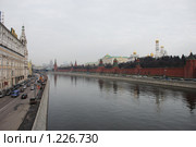 Кремлевская набережная (2009 год). Стоковое фото, фотограф Александр Легкий / Фотобанк Лори