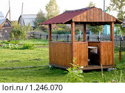 Уличная беседка на загородном участке. Стоковое фото, фотограф Rumo / Фотобанк Лори