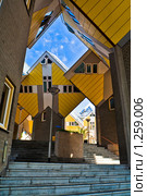 Кубические дома в Роттердаме (2009 год). Редакционное фото, фотограф Петр Кириллов / Фотобанк Лори