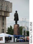 Памятник В.И. Ленину на площади Ленина. Тула (2009 год). Редакционное фото, фотограф lana1501 / Фотобанк Лори
