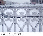 Обводный канал. Вид через решетку Варшавского моста (2010 год). Стоковое фото, фотограф Наталья Лукина / Фотобанк Лори