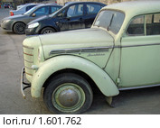 Старый автомобиль (2010 год). Редакционное фото, фотограф Наталия Полетаева / Фотобанк Лори