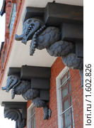 Фрагмент доходного дома З.А.Перцовой/П.Н.Перцова. Москва (2010 год). Стоковое фото, фотограф E. O. / Фотобанк Лори