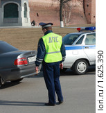 Инспектор ГИБДД на работе (2010 год). Редакционное фото, фотограф Alechandro / Фотобанк Лори