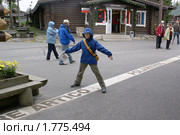 Одной ногой за Полярным кругом. В деревне Санта-Клауса (Финляндия) (2007 год). Редакционное фото, фотограф Валерия Попова / Фотобанк Лори