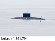 Дизель-электрическая подводные лодки проекта 877 "Палтус" на параде. Эти лодки также часто называют «Варшавянка». (2010 год). Редакционное фото, фотограф Сергеев Игорь / Фотобанк Лори