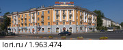 Панорама великого Новгорода. Центральная улица (2010 год). Редакционное фото, фотограф Андрей Ижаковский / Фотобанк Лори