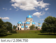 Храм Живоначальной Троицы в Орехове-Борисове (2010 год). Стоковое фото, фотограф Наталья Волкова / Фотобанк Лори