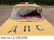 Старый разбитый автомобиль ДПС. Стоковое фото, фотограф Евгений Дубинчук / Фотобанк Лори