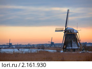 Зимний пейзаж в Киндердайк (Нидерланды) (2009 год). Стоковое фото, фотограф Анастасия Золотницкая / Фотобанк Лори