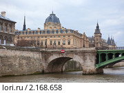 Вид на Сену и остров Ситэ в Париже (2009 год). Стоковое фото, фотограф Анастасия Золотницкая / Фотобанк Лори