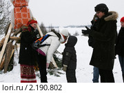 Конкурсы.  Масленица. Белорусский государственный музей народной архитектуры и быта, п. Озерцо, Беларусь (2010 год). Редакционное фото, фотограф Марина Шатерова / Фотобанк Лори