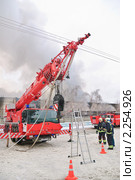 Подъем стрелы пожарного крана "Liebherr" (2010 год). Редакционное фото, фотограф Алёшина Оксана / Фотобанк Лори