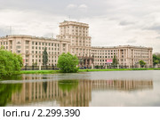 Московский государственный технический университет им. Н. Э. Баумана (МГТУ), 2-я Бауманская ул., 5 (2010 год). Редакционное фото, фотограф Алёшина Оксана / Фотобанк Лори