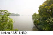 Озеро Сиху в Китае (2011 год). Стоковое фото, фотограф Владимир Чинин / Фотобанк Лори