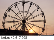 Колесо обозрения на закате, Ривас, Никарагуа (2011 год). Стоковое фото, фотограф Валерий Шанин / Фотобанк Лори