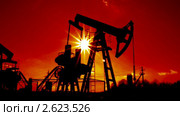 Добыча нефти. Стоковое видео, видеограф Михаил Коханчиков / Фотобанк Лори