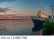 Закат на Белом море с причала в Кеми (2007 год). Редакционное фото, фотограф Родион Власов / Фотобанк Лори