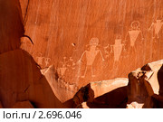 Наскальные рисунки индейцев в национальном парке Капитол Риф (Capitol Reef National Park) (2010 год). Стоковое фото, фотограф Ирина Кожемякина / Фотобанк Лори