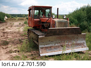 Бульдозер на базе трактора ДТ-75. Заготовление силоса. (2011 год). Редакционное фото, фотограф Павел Красихин / Фотобанк Лори