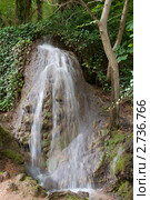 Водопад в "Monasterio de Piedra" (Монастырь на скале), Сарагоса, Испания. Редакционное фото, фотограф Александр Тесевич / Фотобанк Лори