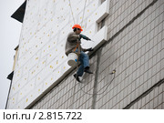 Утепление стен панельного дома (2011 год). Редакционное фото, фотограф Николай Голицынский / Фотобанк Лори