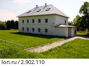 Гостевой дом в с. Хмелита Смоленской области (2011 год). Редакционное фото, фотограф Вячеслав Палес / Фотобанк Лори