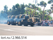 Военный парад в Баку 26 июня 2011 года. Азербайджанский День Армии. Редакционное фото, фотограф Elnur / Фотобанк Лори