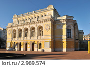 Нижегородский Академический Театр Драмы (2011 год). Стоковое фото, фотограф Денис Ларкин / Фотобанк Лори