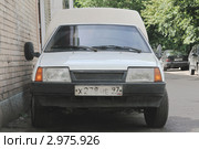 Автомобиль ВИС-2347, вид спереди (2011 год). Редакционное фото, фотограф Малышев Андрей / Фотобанк Лори